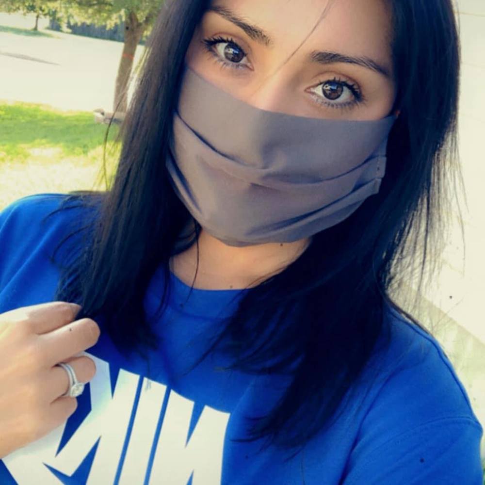 Meet your Posher, Mariquita